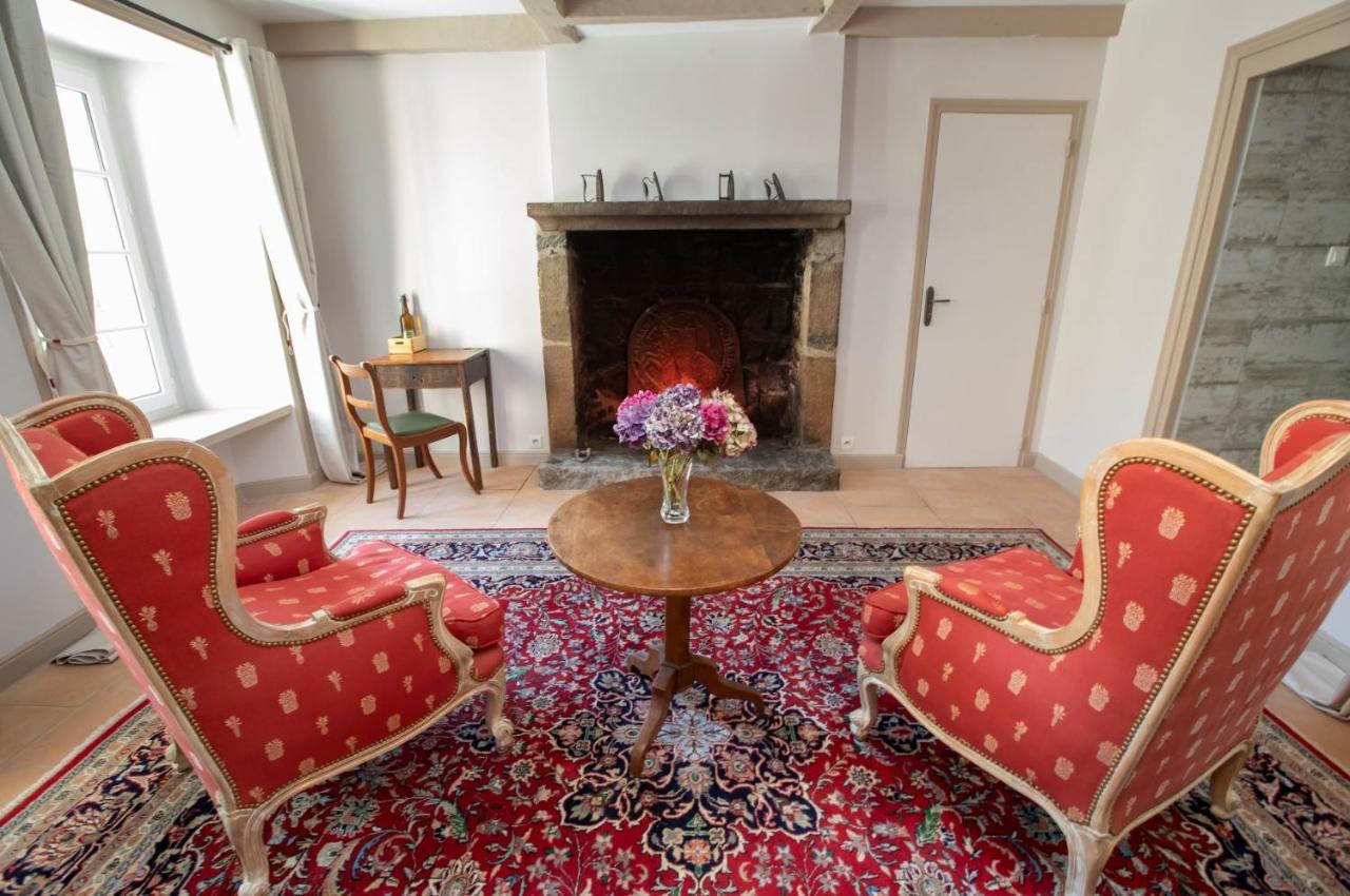 Manoir De Penn Lann Bed & Breakfast Пампол Екстериор снимка